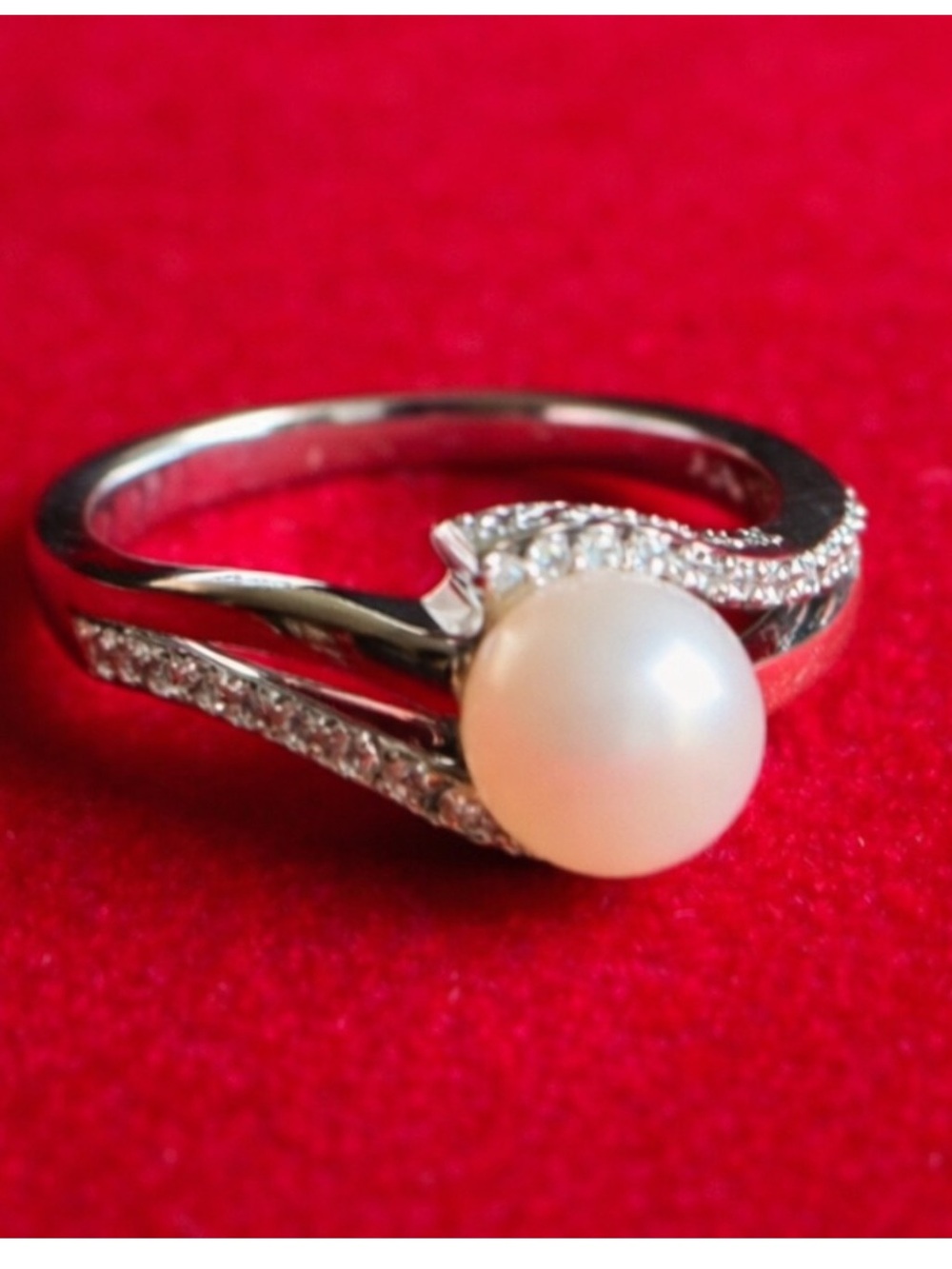 Pearl Sterling Silver Ring - White Pearl